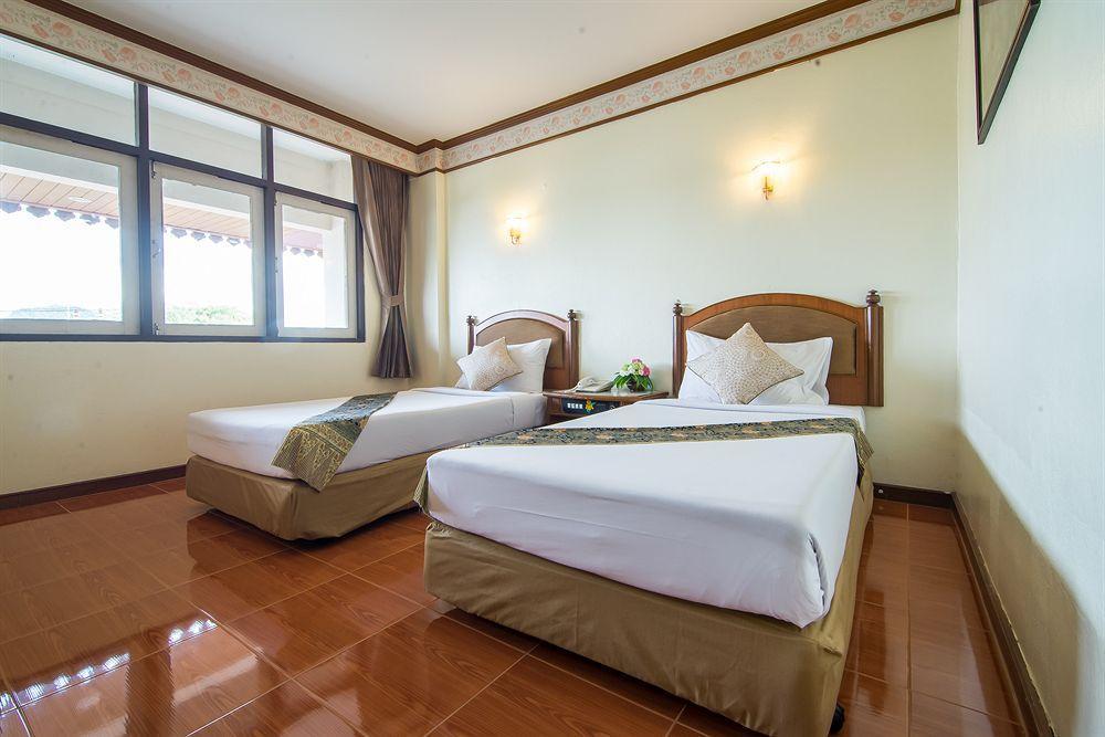 Krabi Royal Hotel Exterior foto