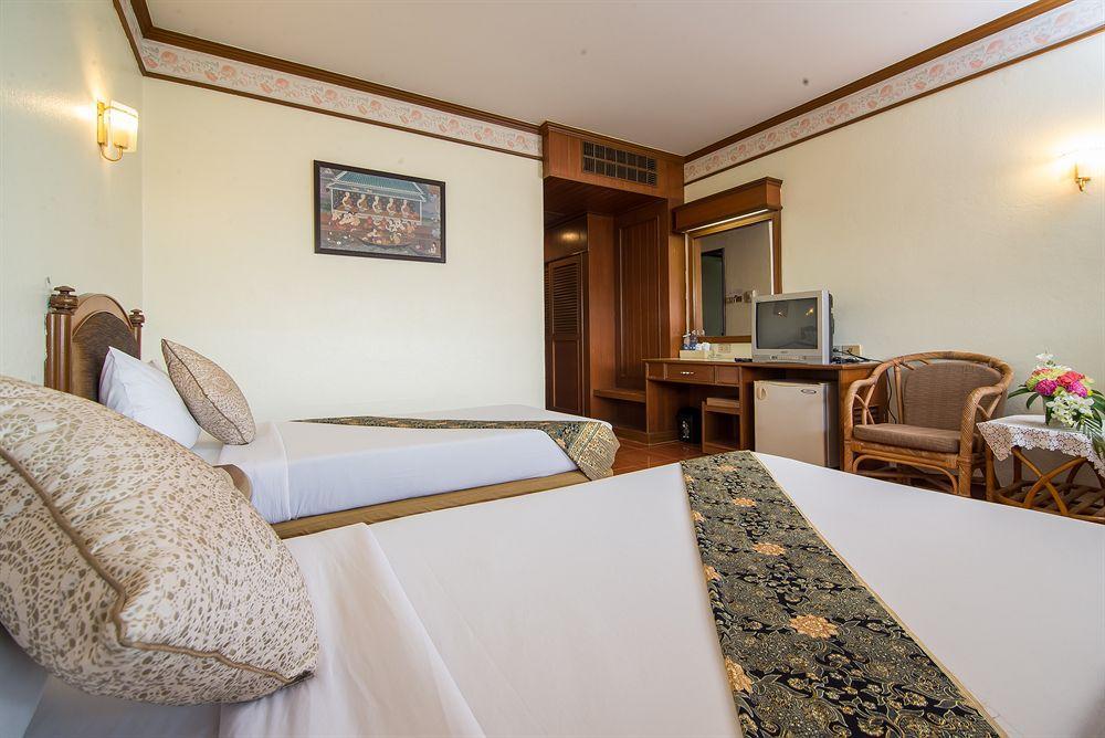 Krabi Royal Hotel Exterior foto